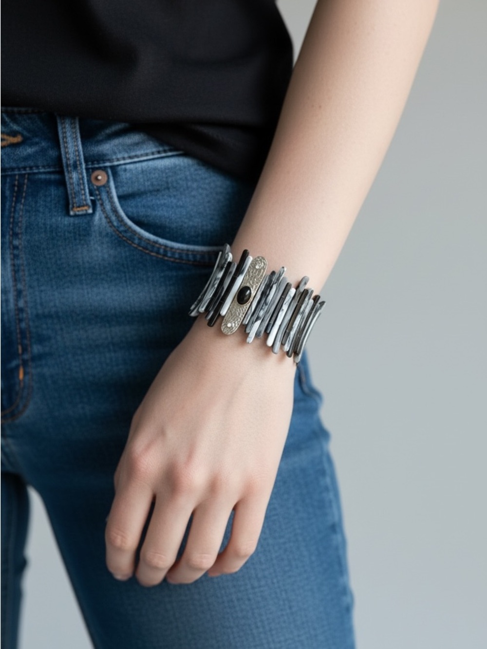 10/14 Silver Multi-Element Stretch Bracelet - Contemporary Women’s Jewelry